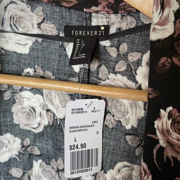 Floral Blouse cover - Picture 3 of 3